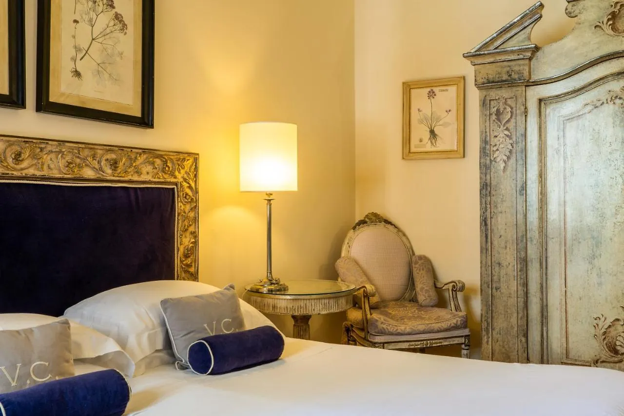 Hotel Villa Carlotta Taormina 4*,