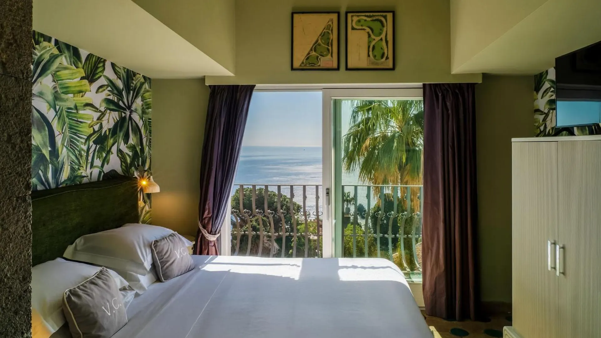 Hotel Villa Carlotta location
