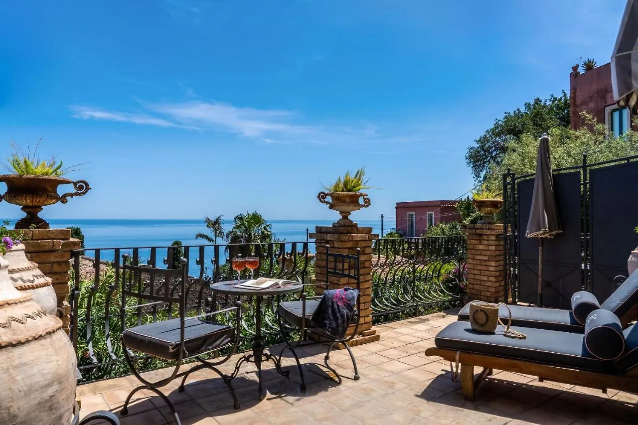 Hotel Villa Carlotta Taormina