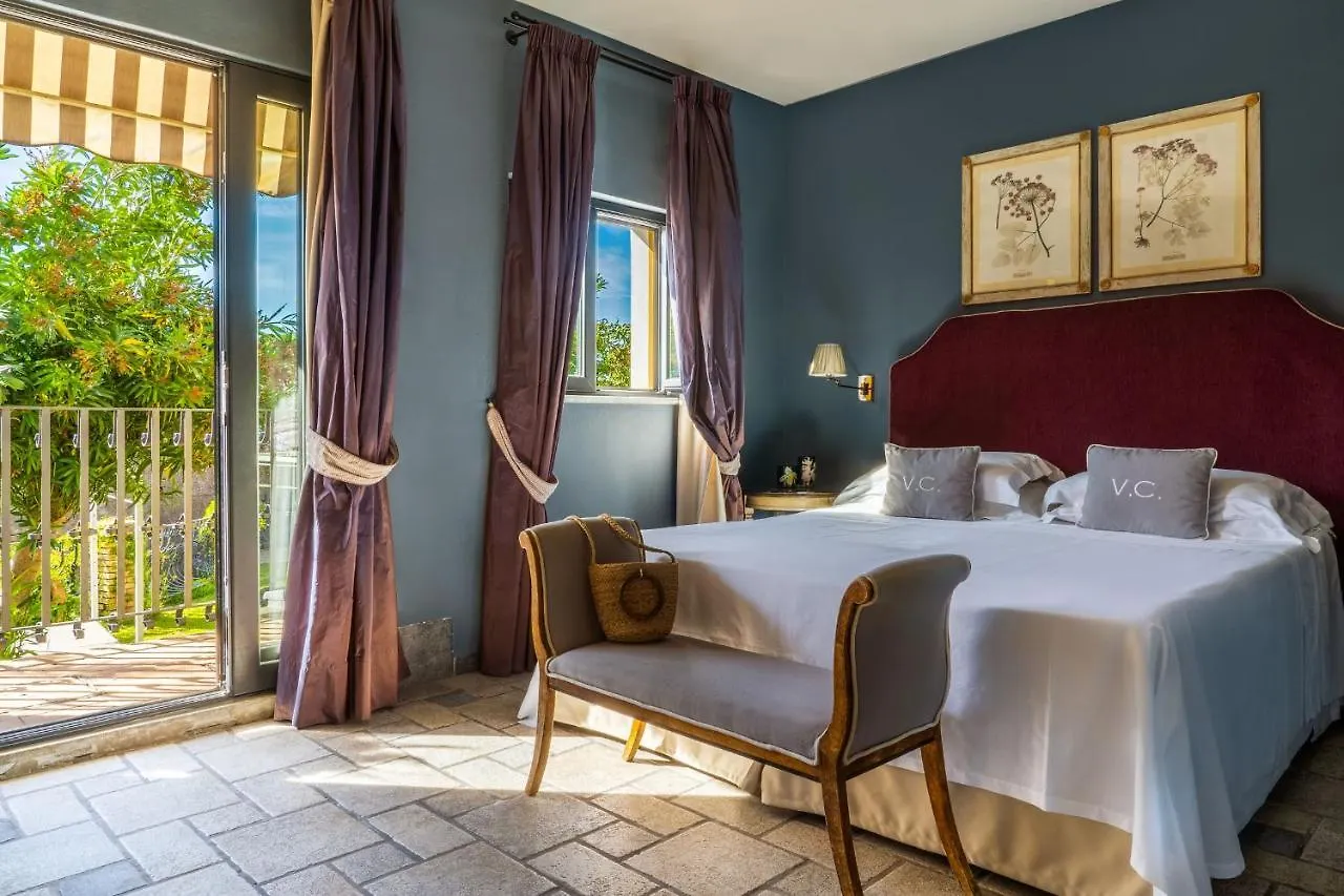 Hotel Villa Carlotta Taormina 4*,