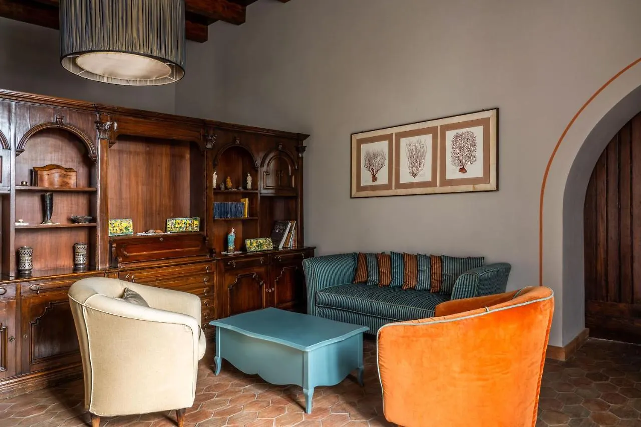 Hotel Villa Carlotta Taormina 4*,  Italy